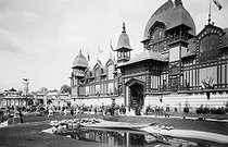 Roger-Viollet | 1189043 | Exposition Universelle de 1889, Paris. Palais des colonies. | © Neurdein / Roger-Viollet
