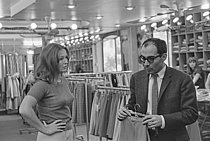 Roger-Viollet | 1409465 | Marina Vlady (born in 1938), French actress, and Jean-Luc Godard (1930-2022), French director, on the set of  Deux ou trois choses que je sais d'elle . Paris, 1966. Photograph from the collections of the French newspaper  France-Soir . Bibliothèque historique de la Ville de Paris. | © Fonds France-Soir / BHVP / Roger-Viollet